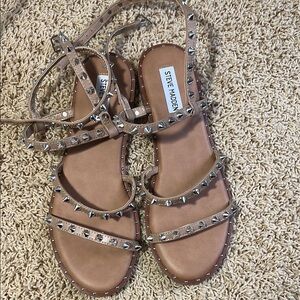 Steve Madden Tan Studded Sandals 9M